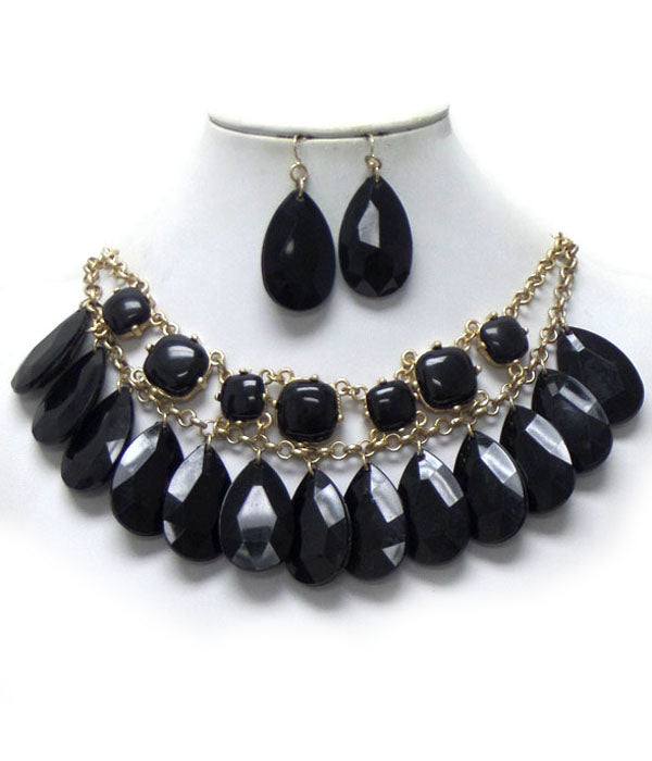 Black Teardrop Acrylic Necklace Set